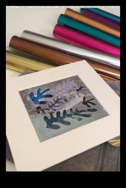 Fabricarea hârtiei din folie metalică O meșteșug creativă pentru toate vârstele 1 Fabricarea hârtiei cu folie metalică: adăugați strălucire proiectelor dvs